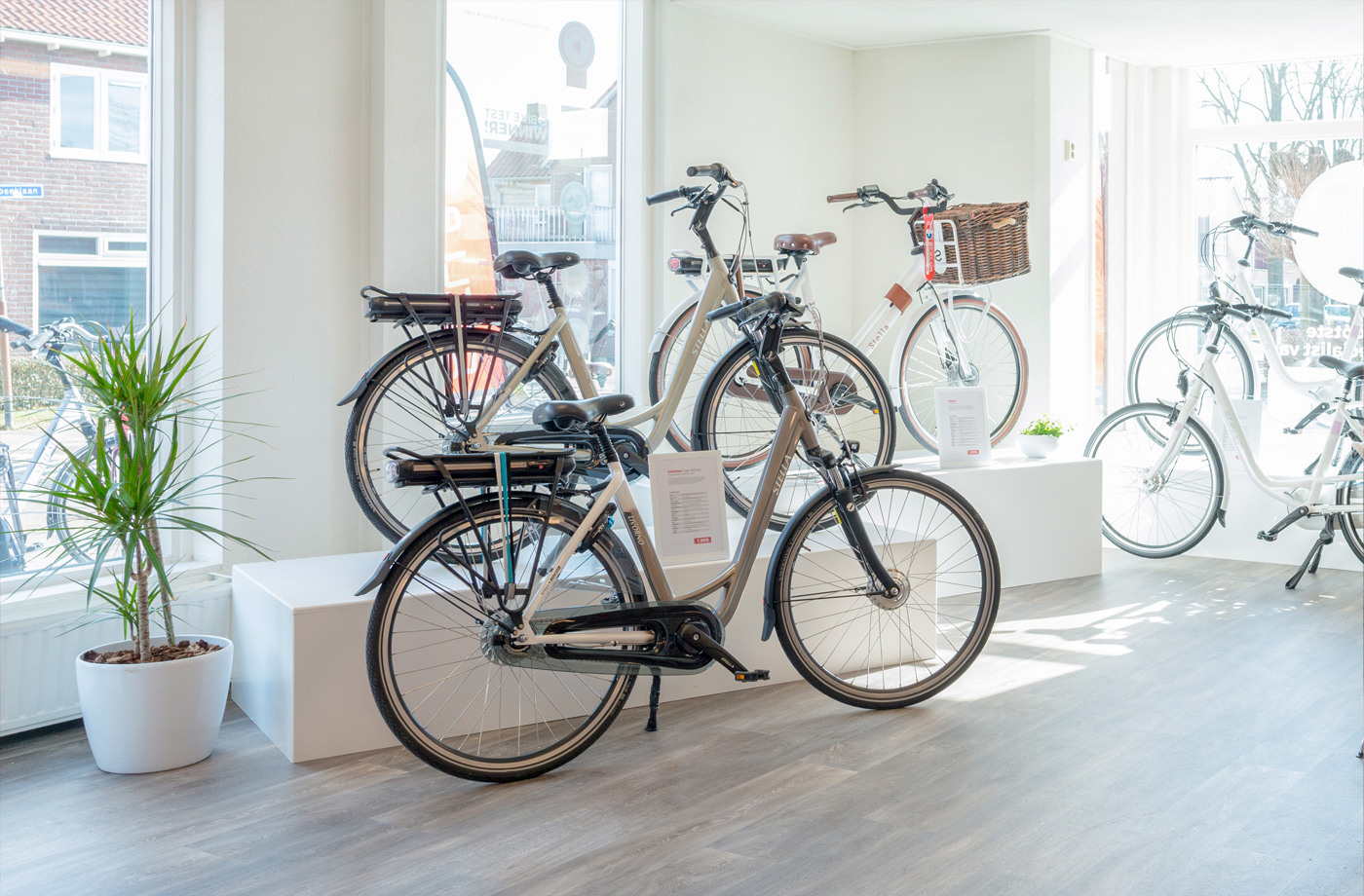 Fietsenwinkel Zwolle EBike Testcenter » Stella Fietsen