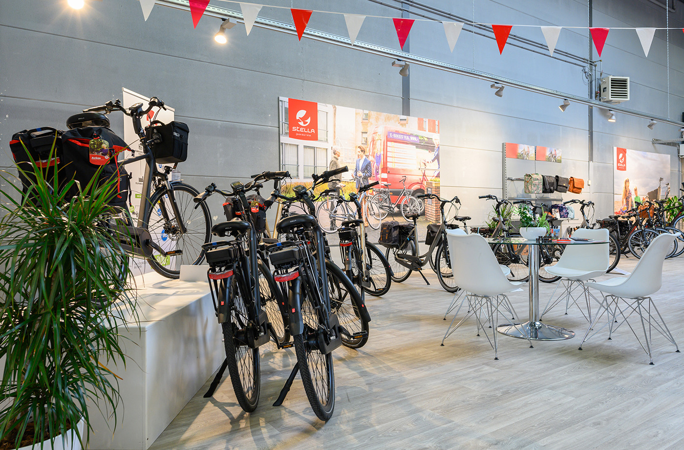 Fietsenwinkel Houten EBike Testcenter » Stella Fietsen