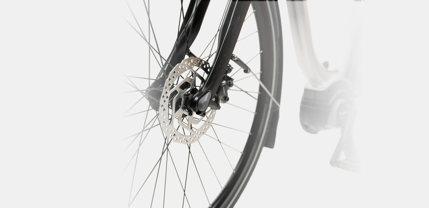 210112-Livorno_MDB_BrilliantSilver-ProductStory-02-2880x1400