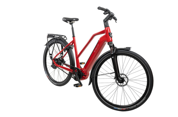 210308-Morena_MDB_FI_Red-ProductOverlay-02-2320x1280